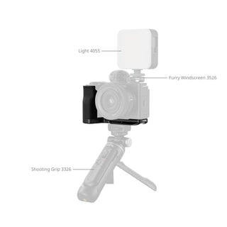 SmallRig 4778 L-Shape Mount Plate with Silicone Handle for Sony ZV-E10 II