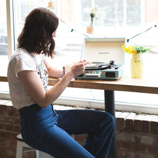 Crosley Cruiser Bluetooth Portable Turntable - Turquoise Crosley