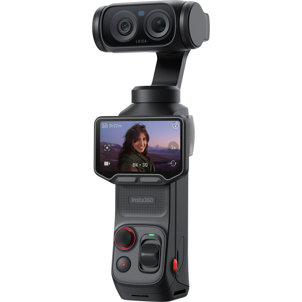 Insta360 Luna Ultra detachable OLED screen being used as a wireless remote