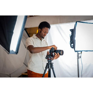 Manfrotto ONE Hybrid Aluminium Tripod with 500X Fluid Head