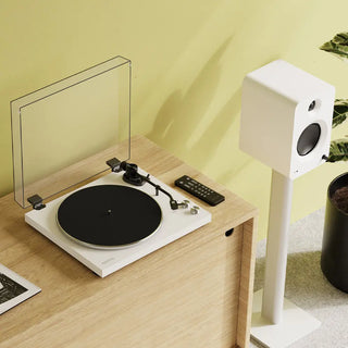 Kanto OBI3 Turntable - Matte White with Kanto ORA 100W Powered Speakers - White Bundle Kanto