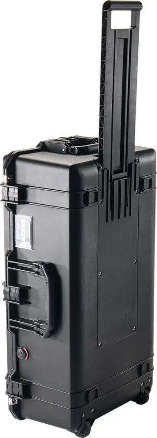 Pelican 1615 Air Case With Padded Dividers in Black