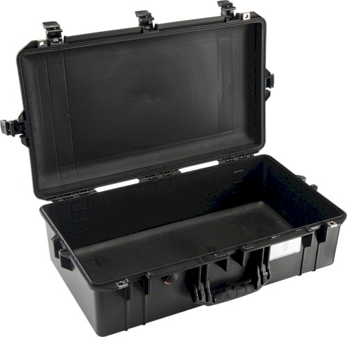 Pelican 1605 Air Case with NO Foam in Black