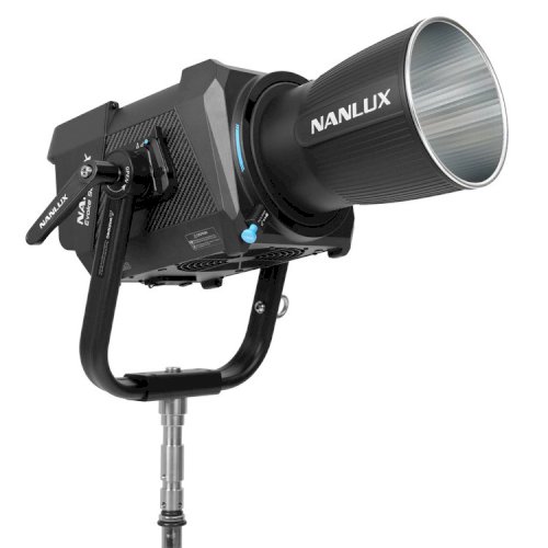 Nanlux Evoke 900C RGBLAC Spot Light with Trolley Case